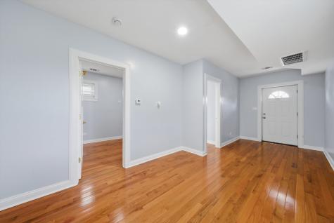 6145 West 54th Street Chicago IL 60638