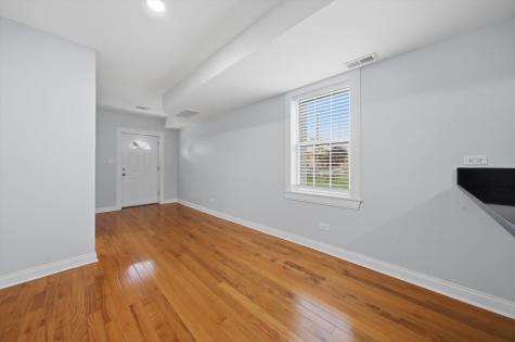 6145 West 54th Street Chicago IL 60638