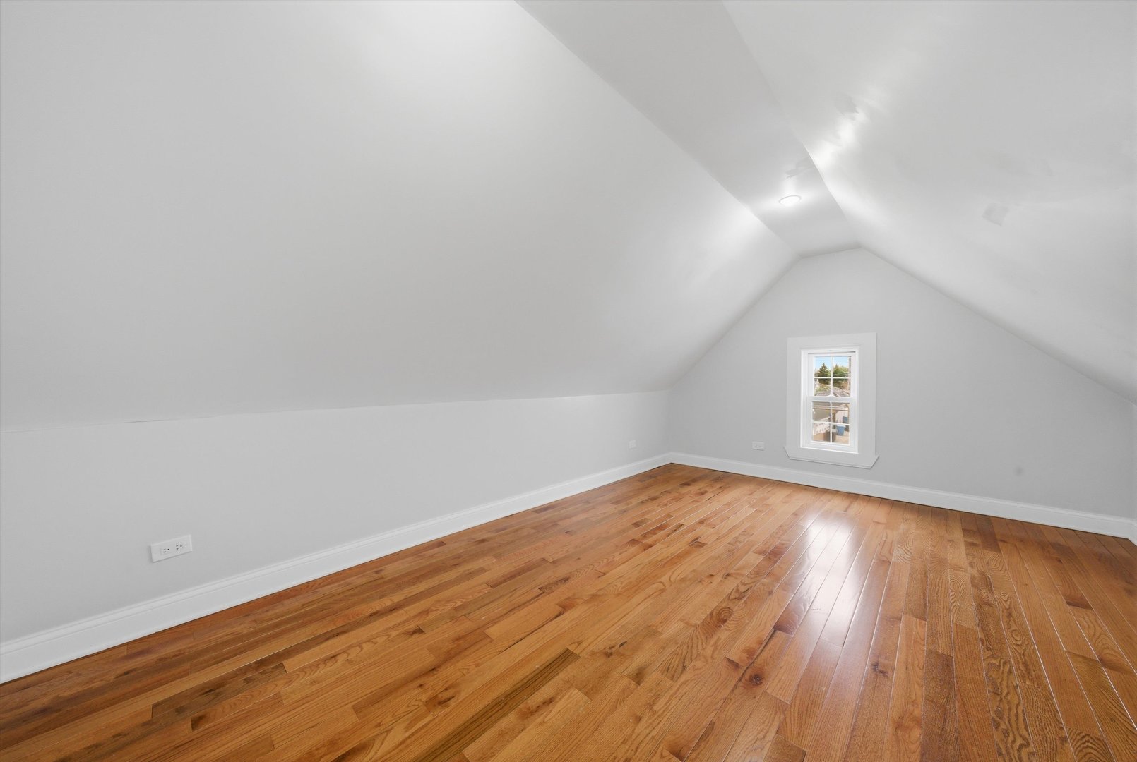 6145 West 54th Street Chicago IL 60638