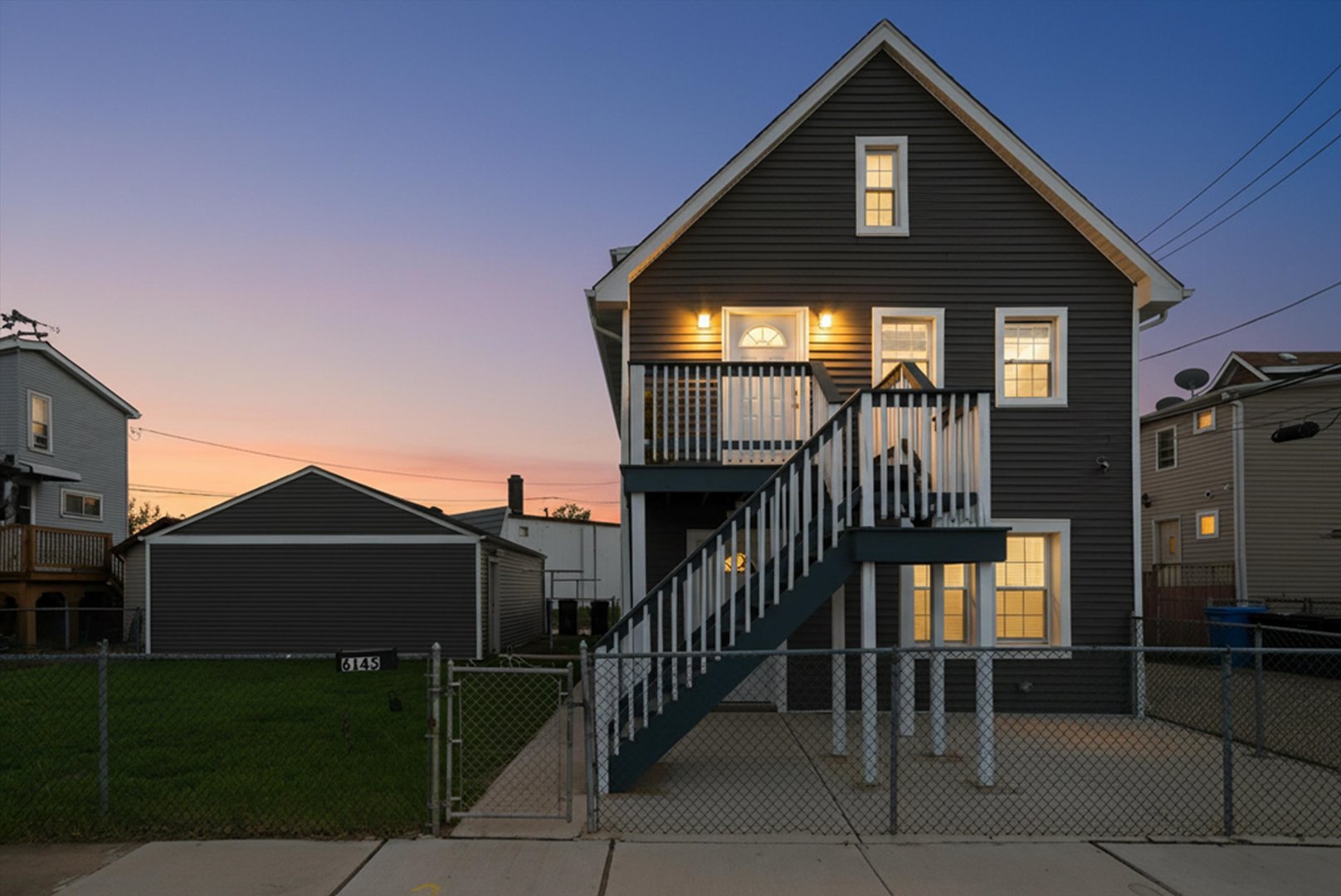 6145 West 54th Street Chicago IL 60638