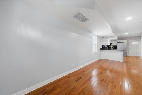 6145 West 54th Street Chicago IL 60638