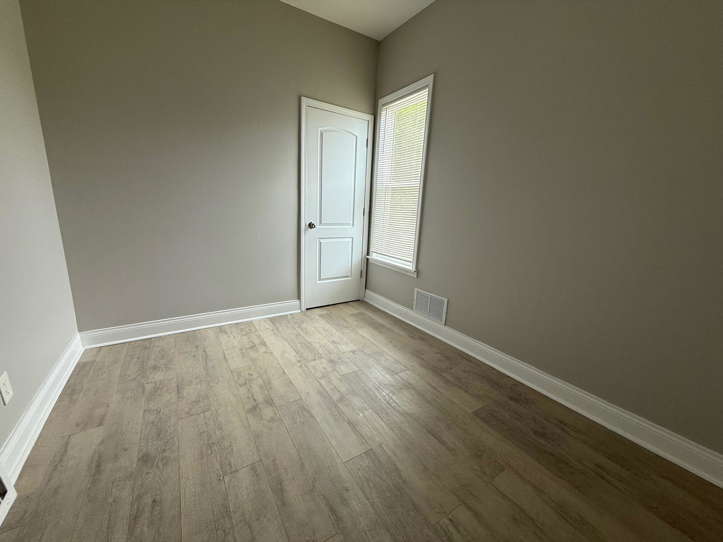 7436 South Langley Avenue Chicago IL 60619