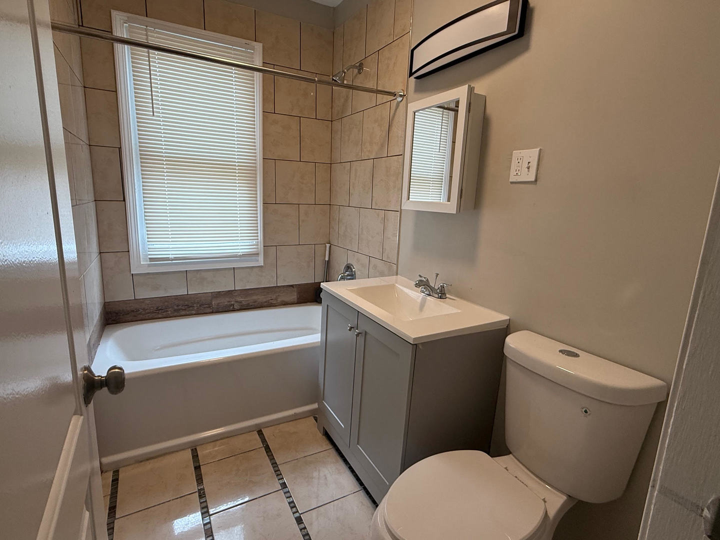 7436 South Langley Avenue Chicago IL 60619
