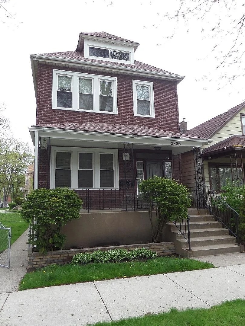 2836 East 84th Street Chicago IL 60617