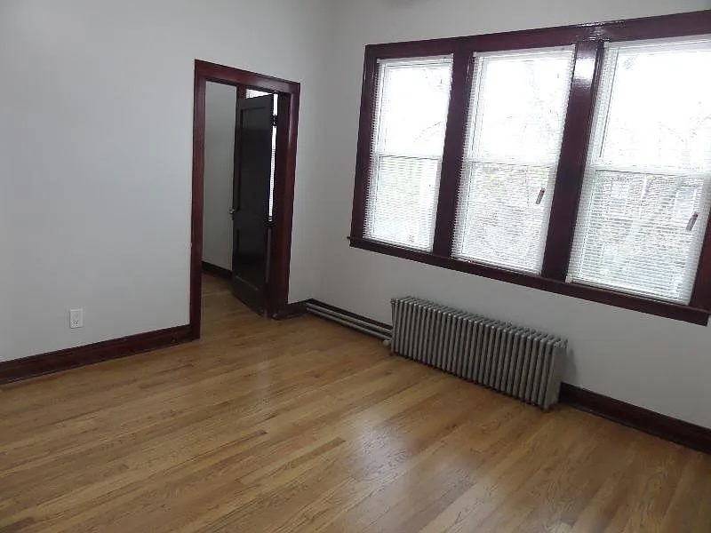 2836 East 84th Street Chicago IL 60617