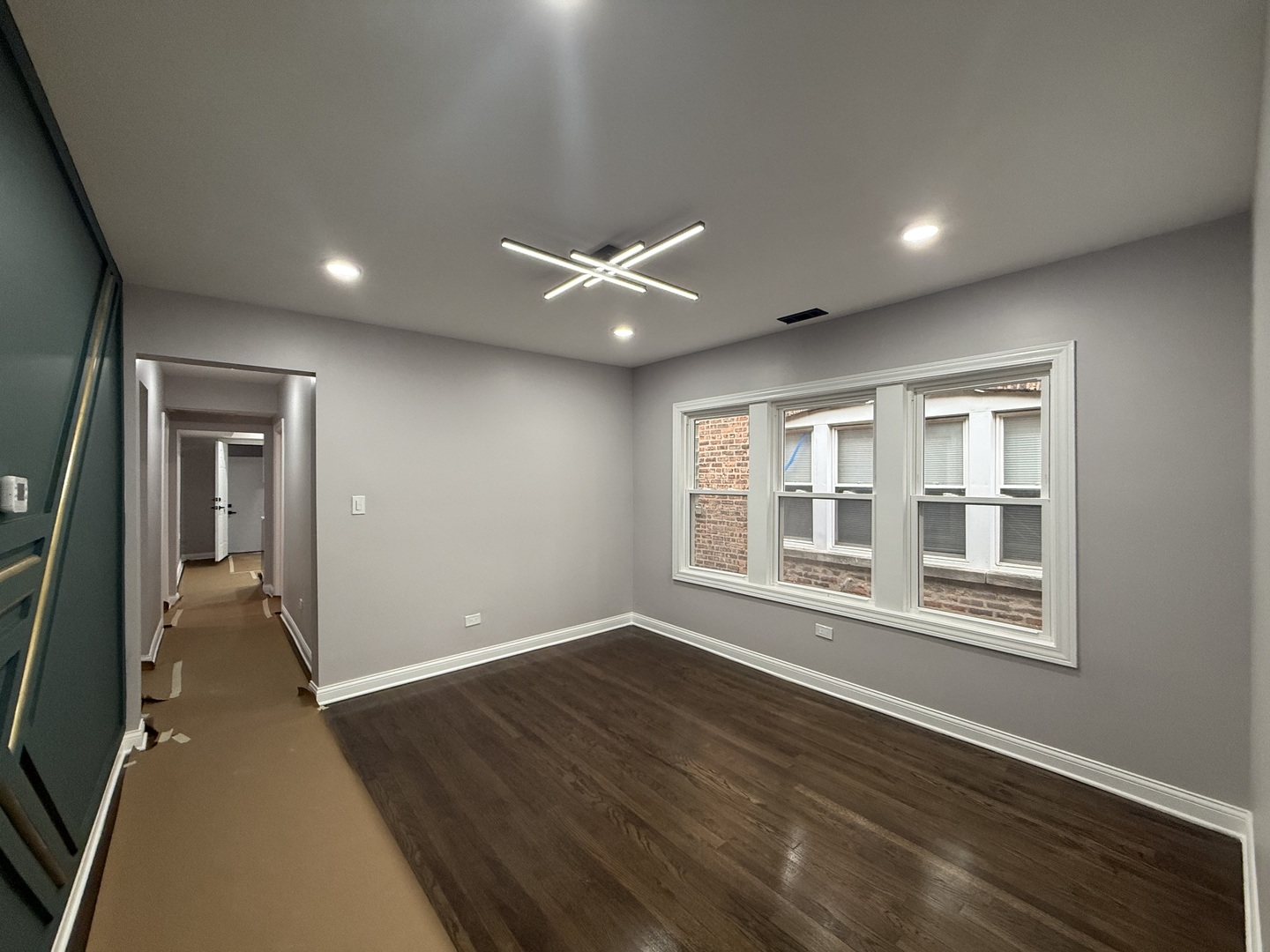 7932 South Champlain Avenue Chicago IL 60619