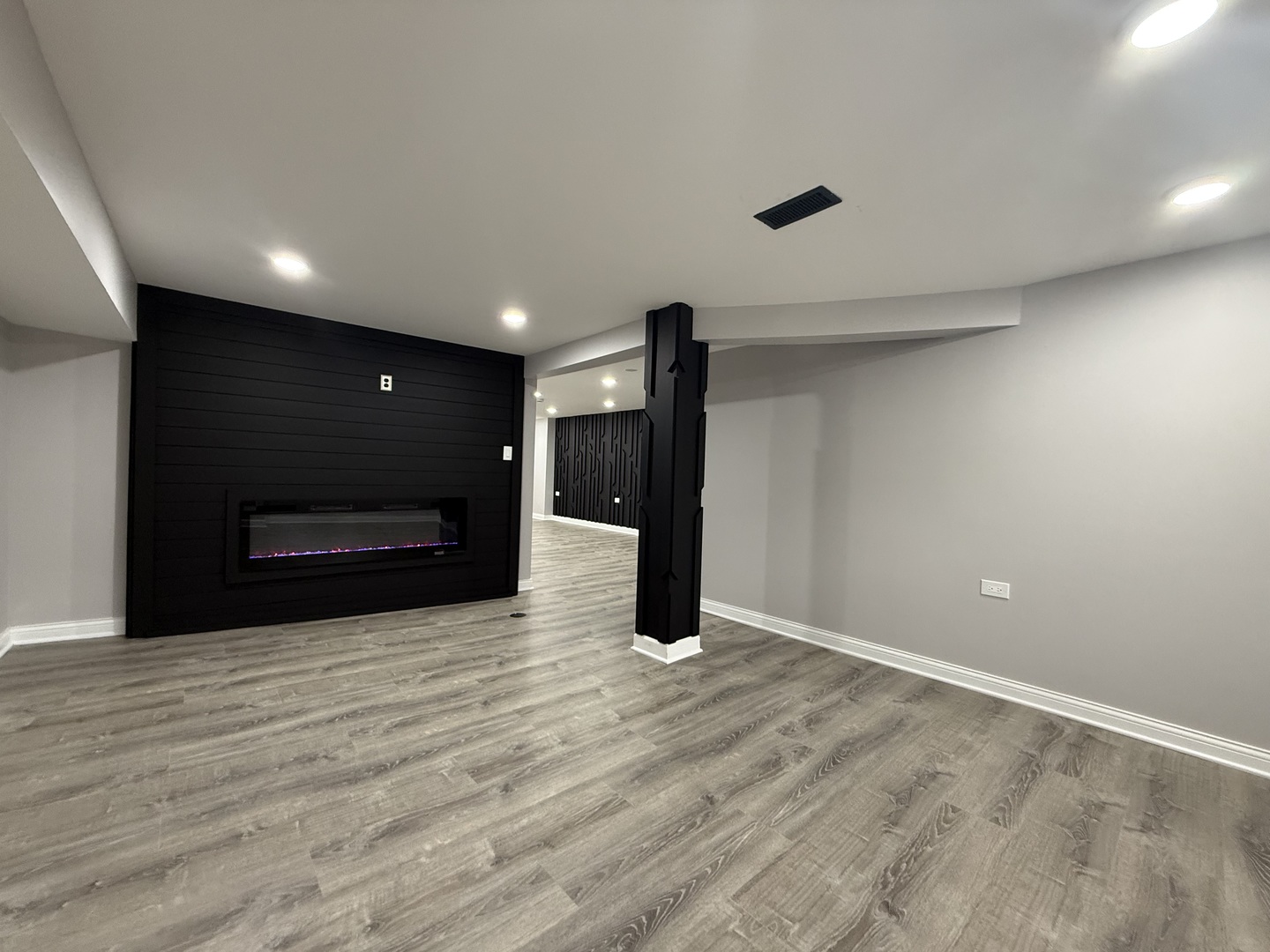 7932 South Champlain Avenue Chicago IL 60619