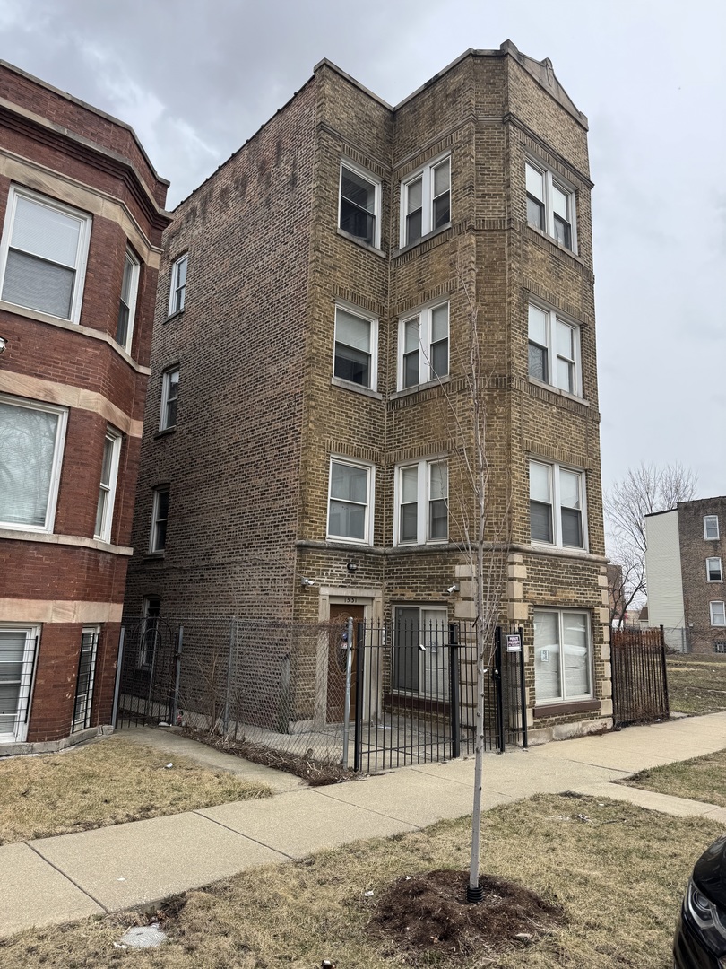 1531 South Kolin Avenue Chicago IL 60623