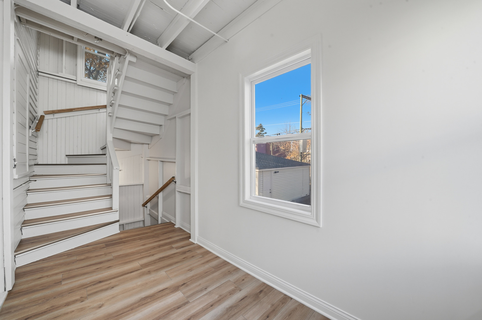 7256 South May Street Chicago IL 60621
