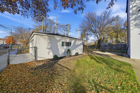 7256 South May Street Chicago IL 60621