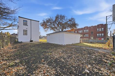 7256 South May Street Chicago IL 60621