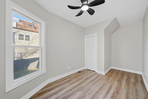 7256 South May Street Chicago IL 60621