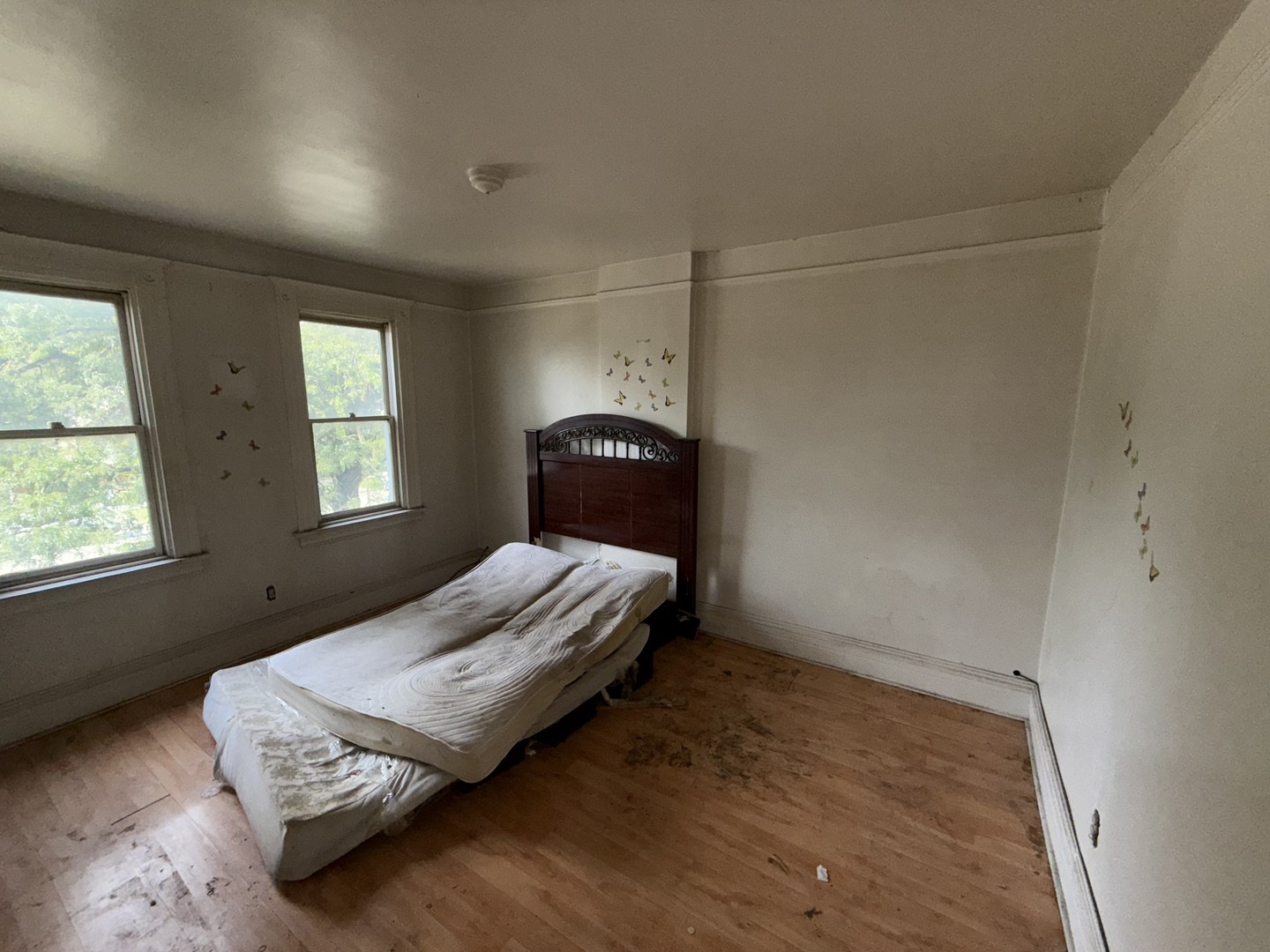 10547 South Corliss Avenue Chicago IL 60628