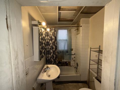 10547 South Corliss Avenue Chicago IL 60628