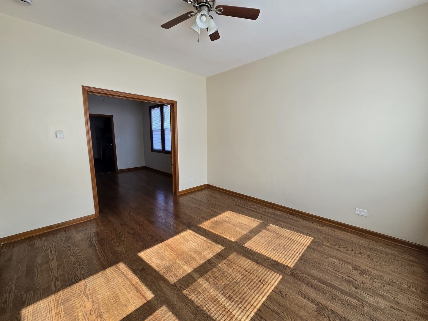 10653 South Mackinaw Avenue Chicago IL 60617