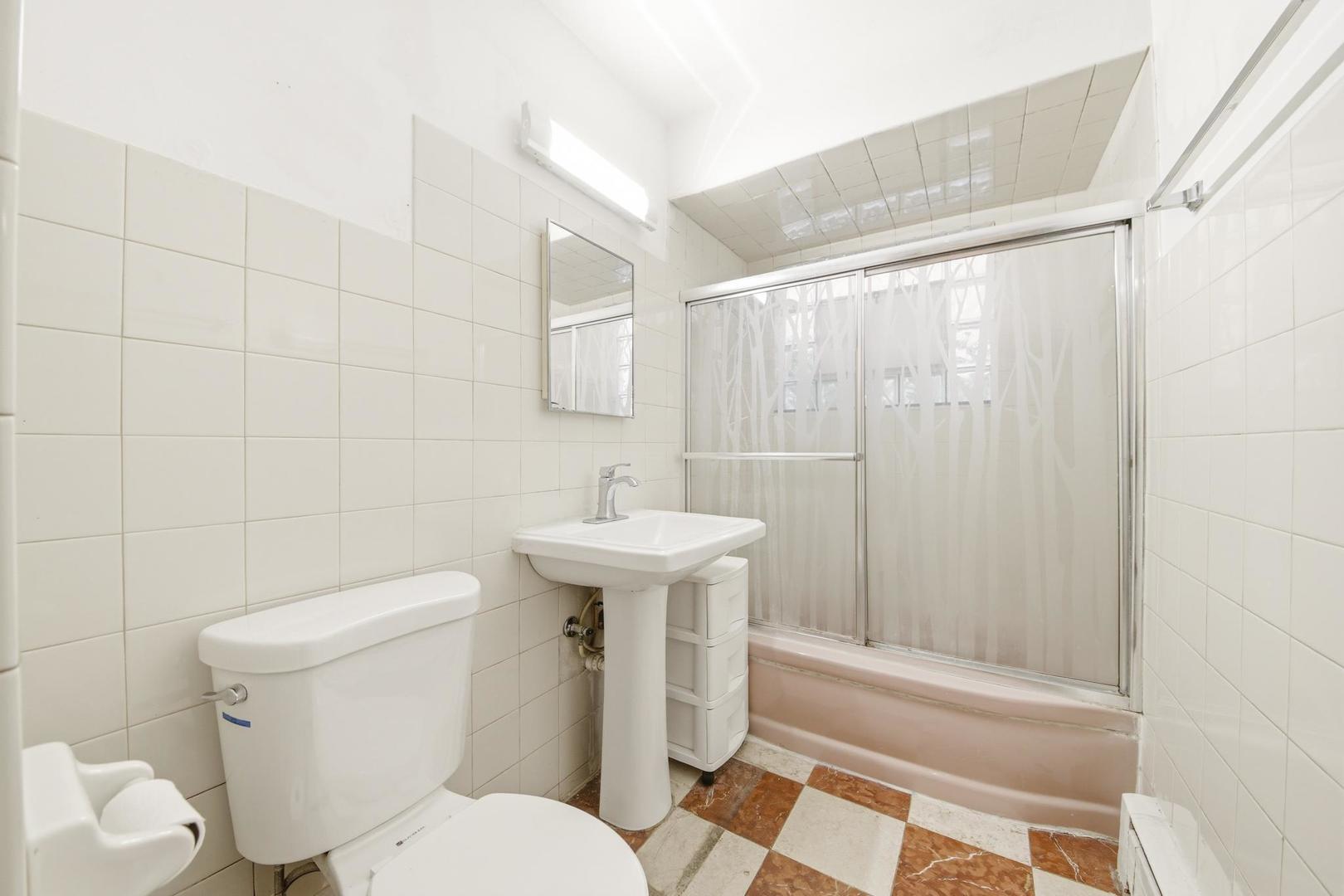 6840 West Diversey Avenue Chicago IL 60707