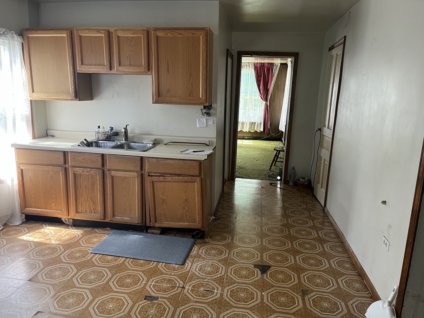 3037 North Central Park Avenue Chicago IL 60618