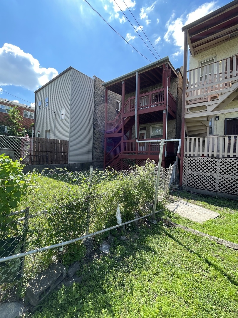 2724 West Flournoy Street Chicago IL 60624