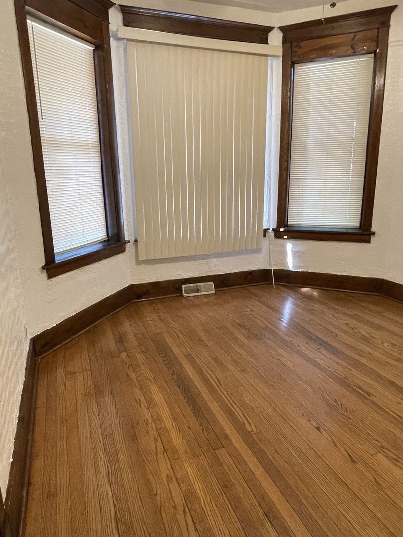 2724 West Flournoy Street Chicago IL 60624