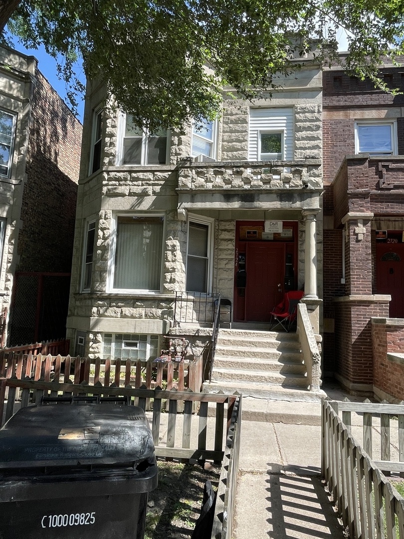 2724 West Flournoy Street Chicago IL 60624
