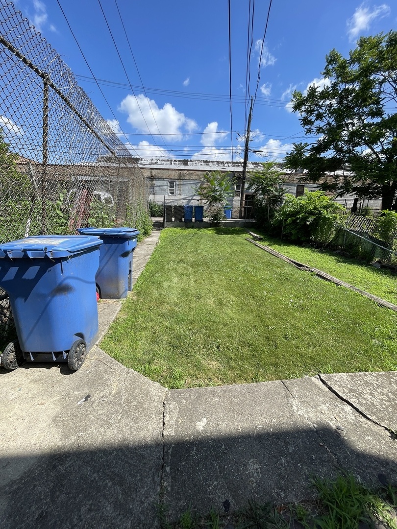 2724 West Flournoy Street Chicago IL 60624
