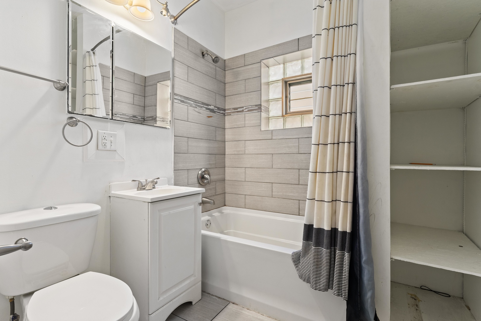 8014 South Justine Street Chicago IL 60620