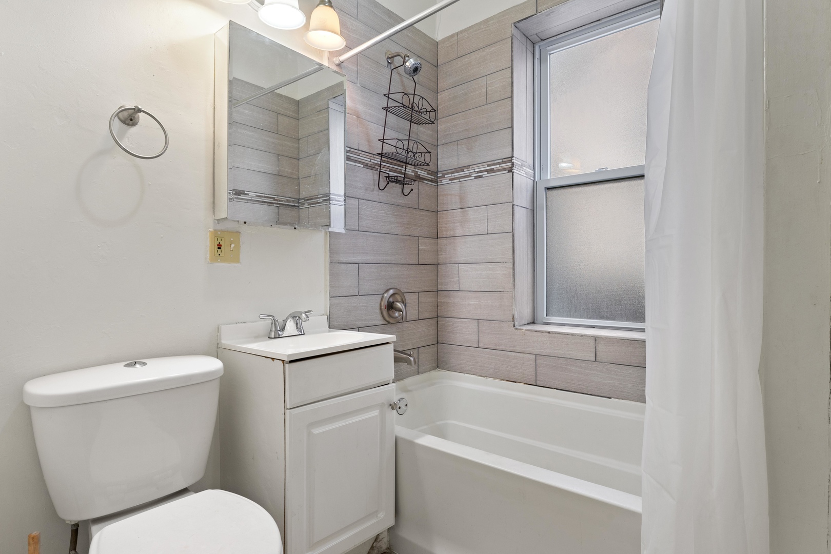 8014 South Justine Street Chicago IL 60620