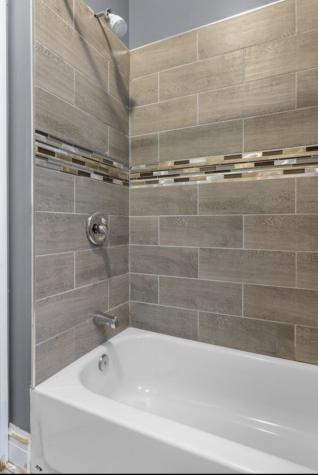 8222 South Maryland Avenue Chicago IL 60619