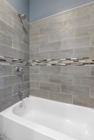 8222 South Maryland Avenue Chicago IL 60619