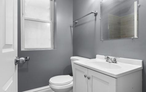 8222 South Maryland Avenue Chicago IL 60619