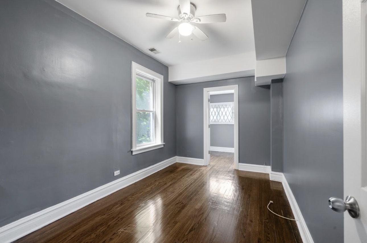 8222 South Maryland Avenue Chicago IL 60619