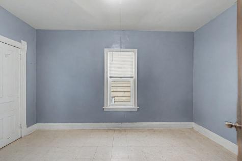 9637 South Avenue M Chicago IL 60617