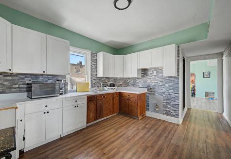9637 South Avenue M Chicago IL 60617