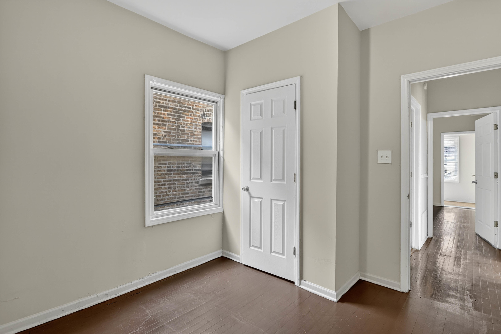 8005 South Blackstone Avenue Chicago IL 60619