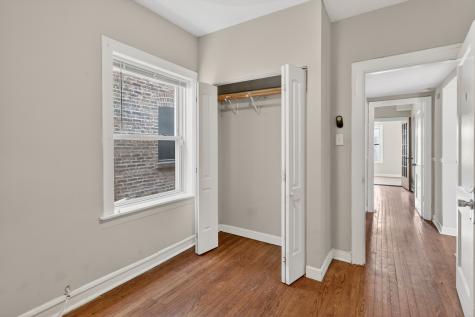 8005 South Blackstone Avenue Chicago IL 60619