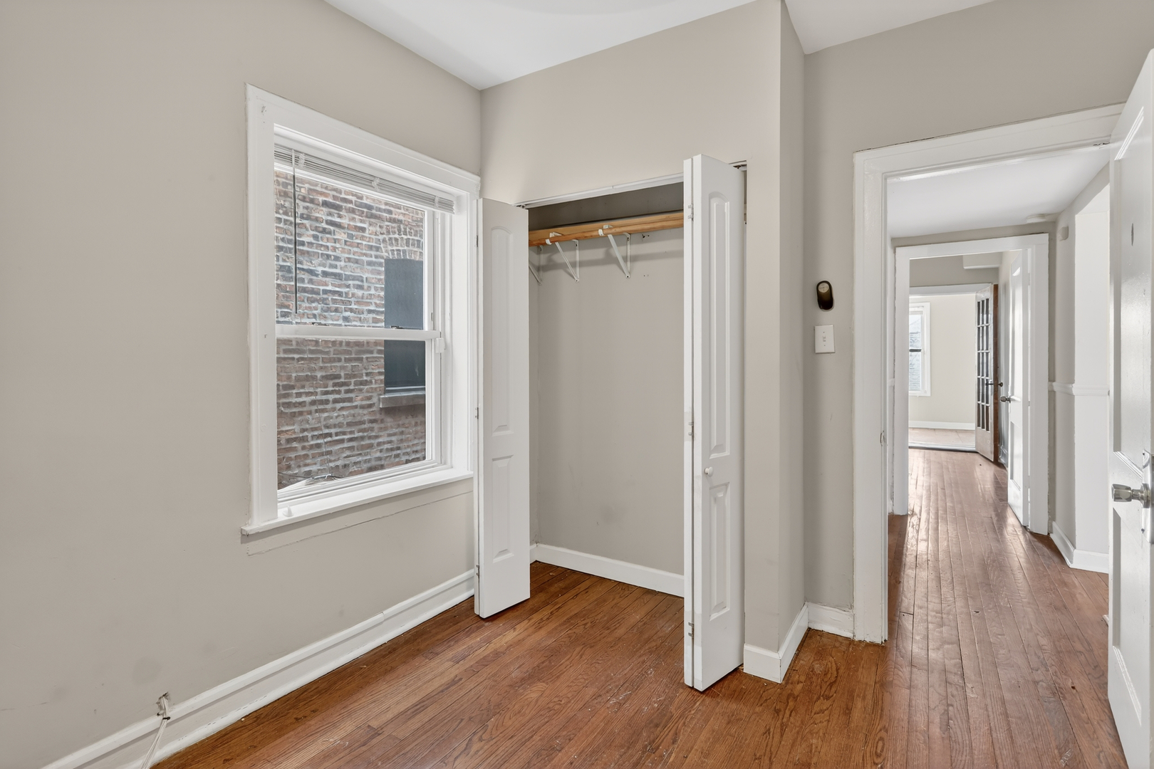 8005 South Blackstone Avenue Chicago IL 60619