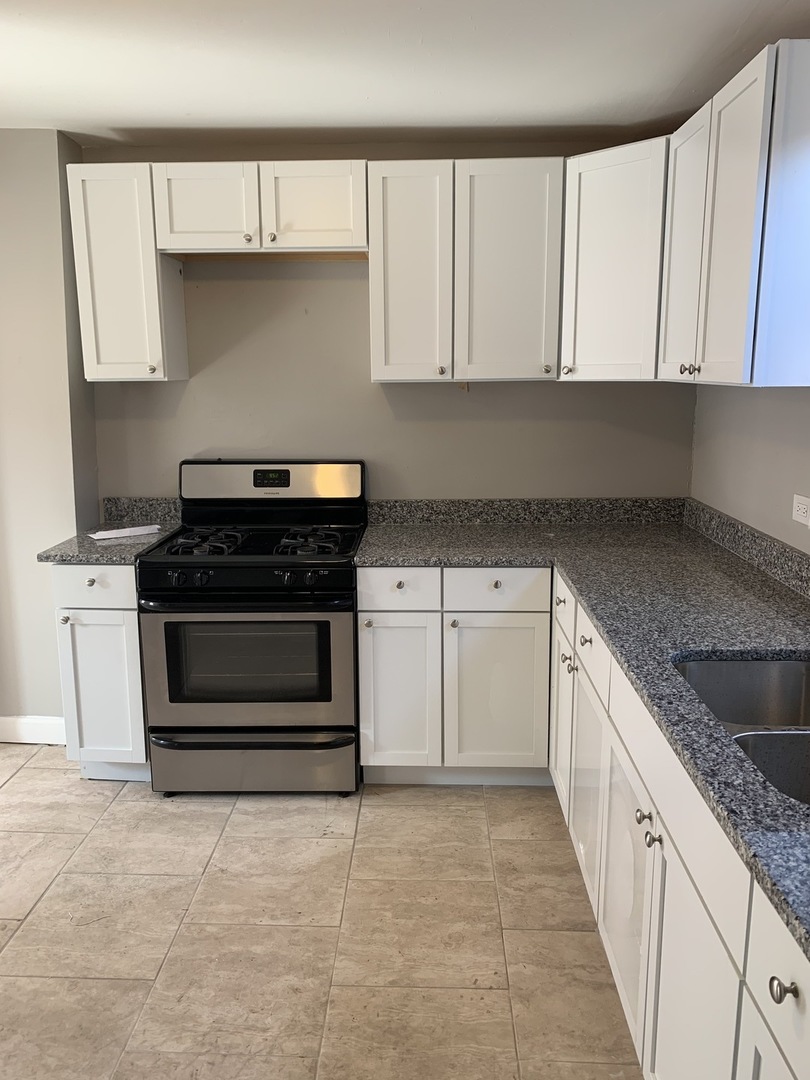 9211 South Clyde Avenue Chicago IL 60617