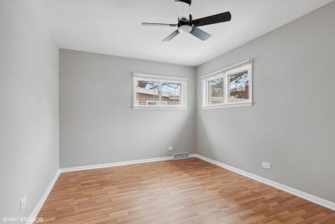 2490 Green Bay Road Highland Park IL 60035