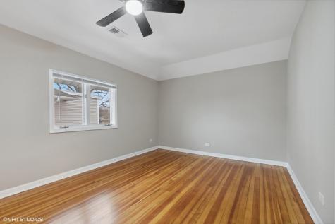 2490 Green Bay Road Highland Park IL 60035