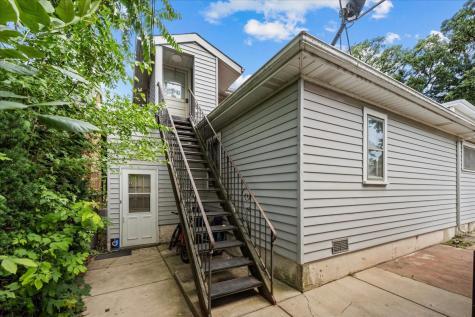 2490 Green Bay Road Highland Park IL 60035