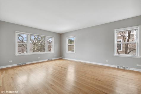 2490 Green Bay Road Highland Park IL 60035