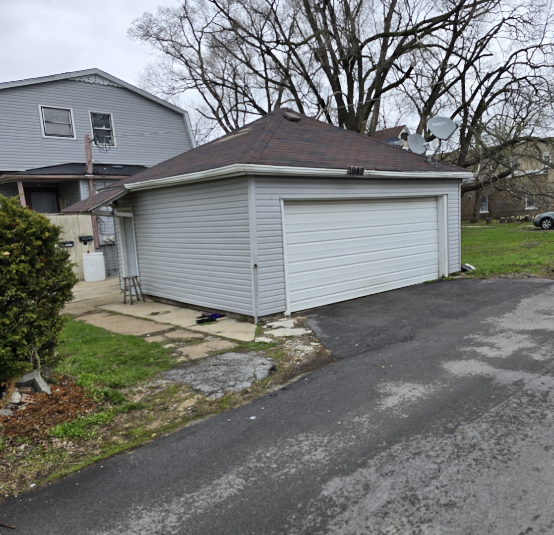 1949 Burr Oak Avenue Blue Island IL 60406