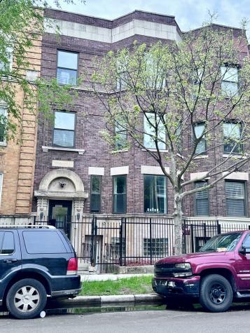 4040 South Calumet Avenue Chicago IL 60653