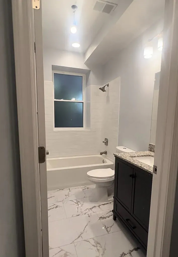 4040 South Calumet Avenue Chicago IL 60653