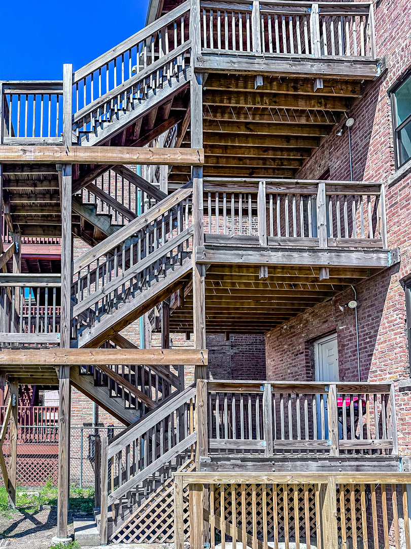 4040 South Calumet Avenue Chicago IL 60653
