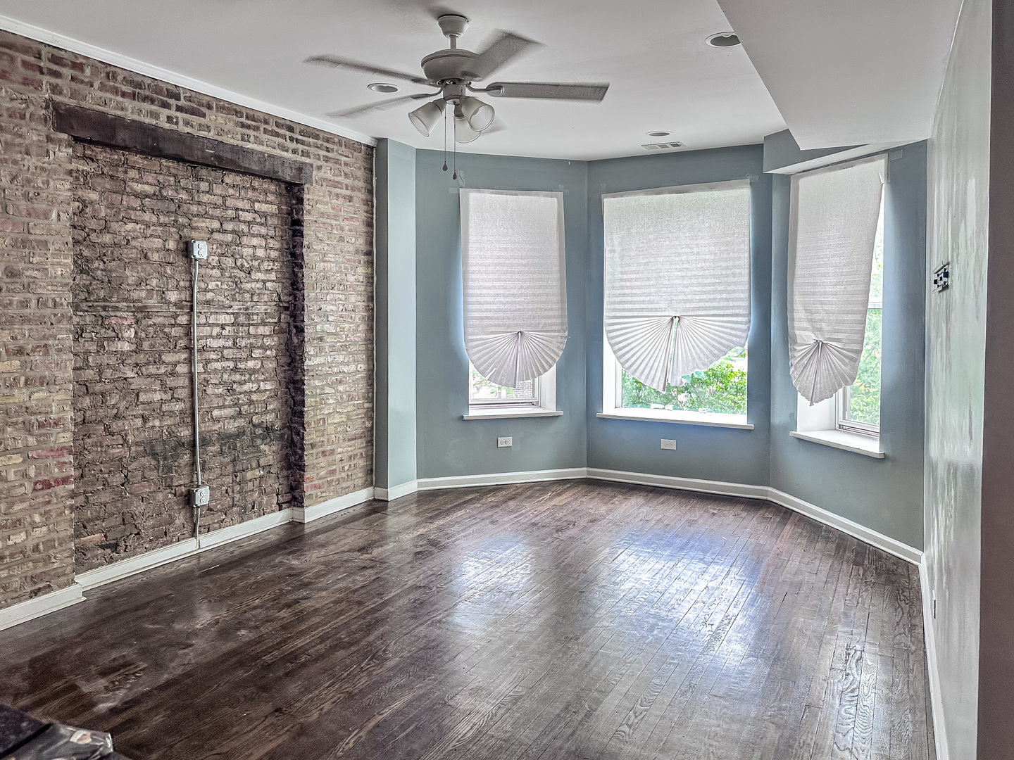 4040 South Calumet Avenue Chicago IL 60653