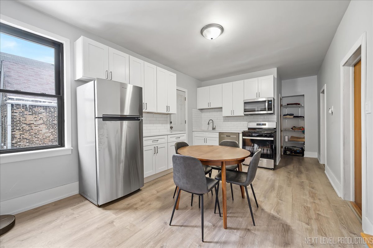 2142 West 18th Street Chicago IL 60608