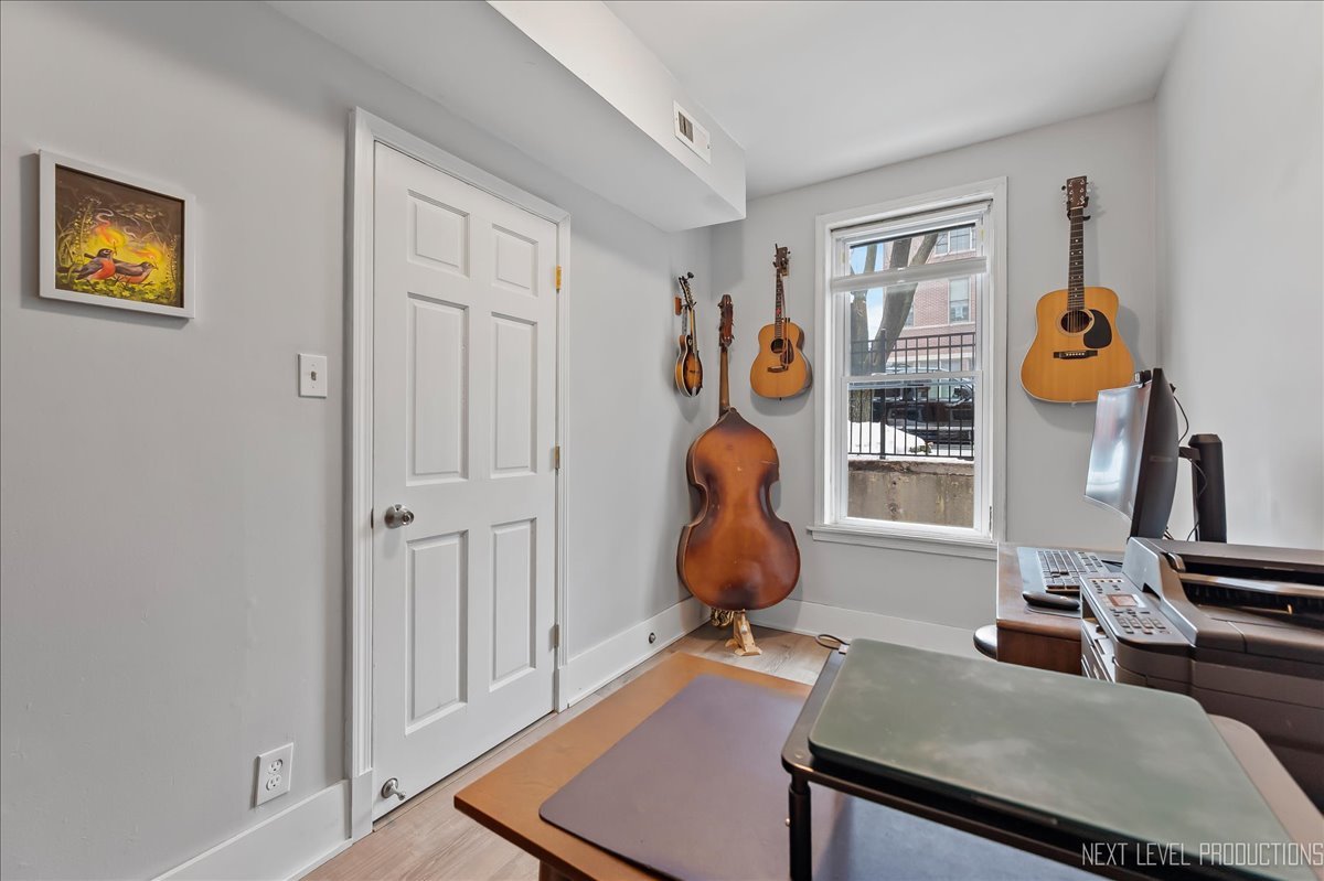 2142 West 18th Street Chicago IL 60608