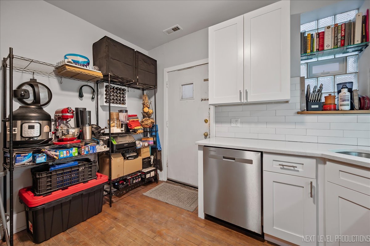 2142 West 18th Street Chicago IL 60608