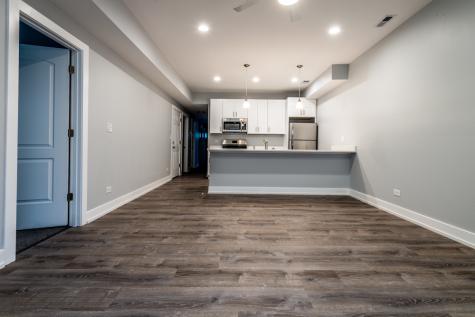 3579 West Mclean Avenue Chicago IL 60647